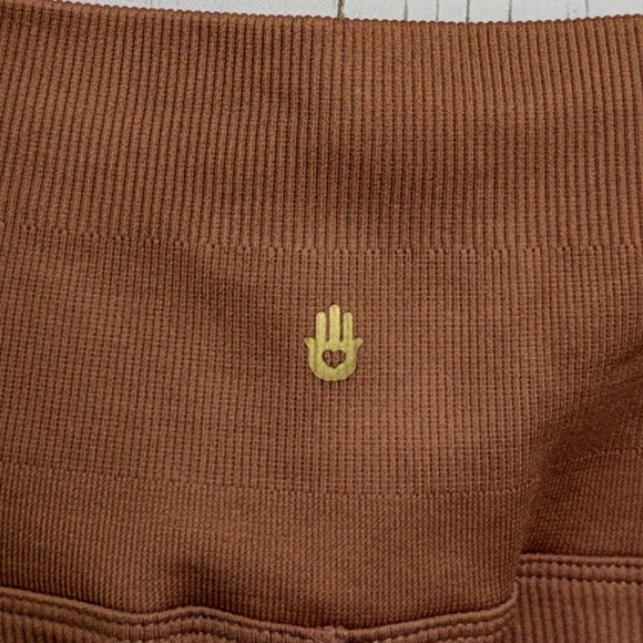 NWT Spritual Gangster LOVE SCULPT SEAMLESS 7/8 RUFFLE - Picture 8 of 13